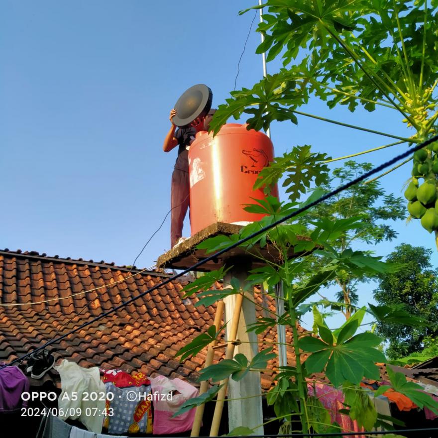 Pemberantasan Sarang Nyamuk di Desa Rakit Langkah Serentak untuk Kesehatan Masyarakat